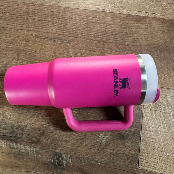 Stanley Pink Water Bottle & Thermos 30 oz. - Picture 3 of 7